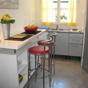 https://studio-du-lac.fr-provencehotel.com