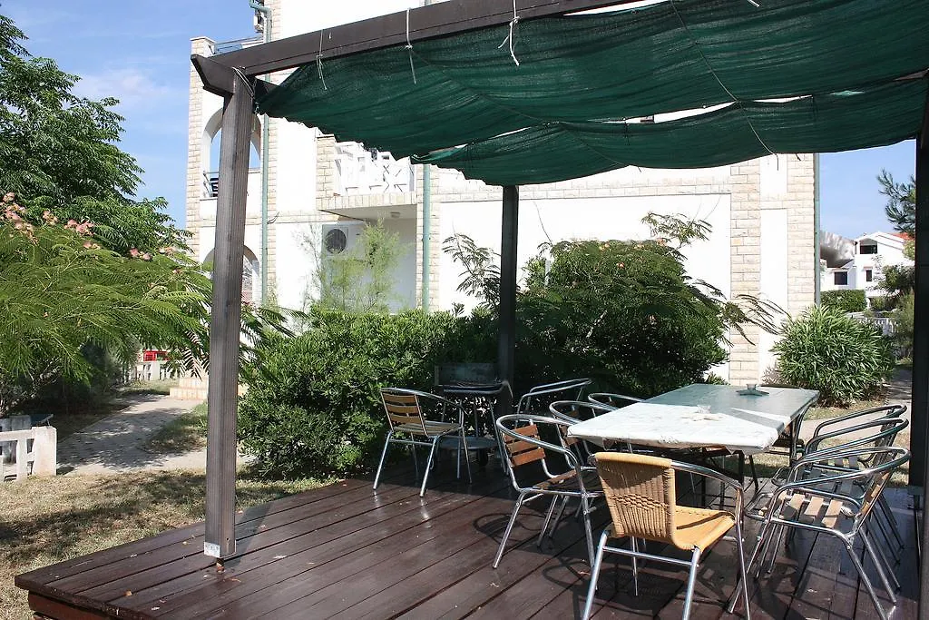 Apartments Tatjana Pag Island
