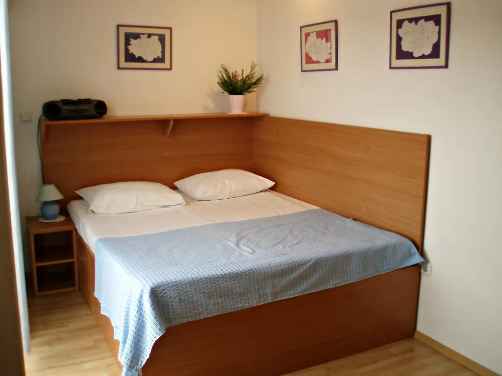 Apartments Tatjana Pag Island